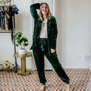 Vada Winter Velvet Blazer and Pants